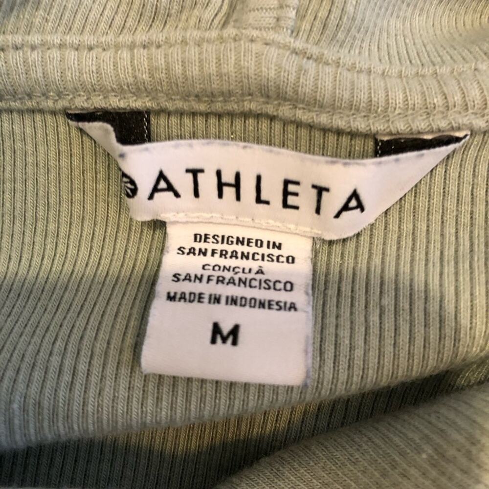 Athleta‎ light sage green ribbed knit hooded cropped top size Medium - Picture 8 of 14